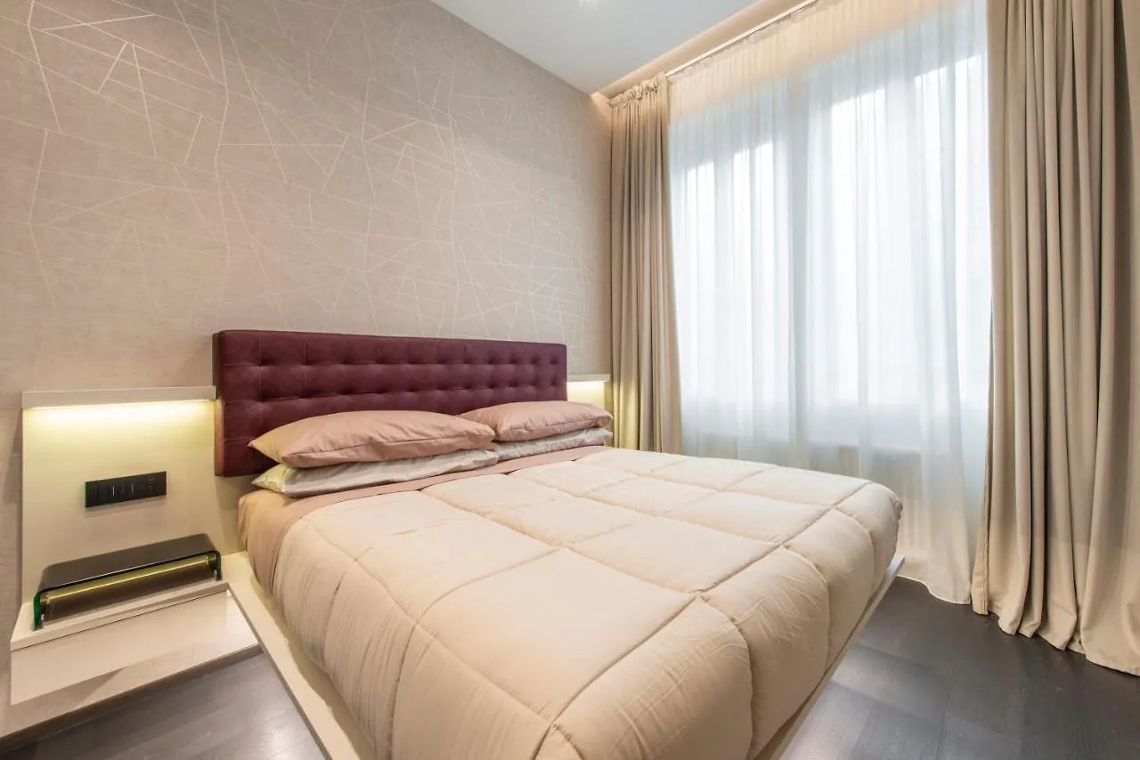Vivilo With Private Pool-Foresteria Appartamento Milano Italia